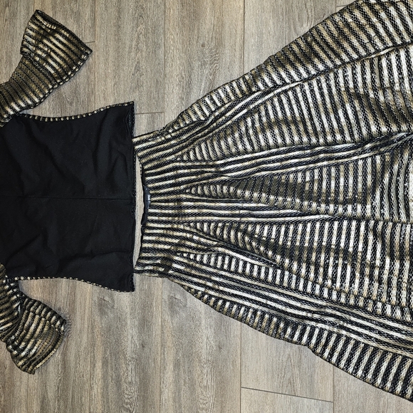 Shirt and skirt set - Picture 7 of 8